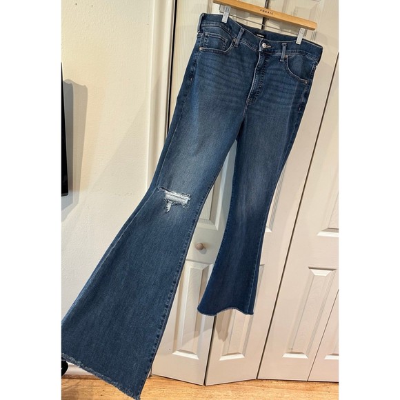 EXPRESS High Rise Flare Supersoft Ripped Knee Raw Hem Bell Bottom Stretch Jeans - Picture 1 of 11